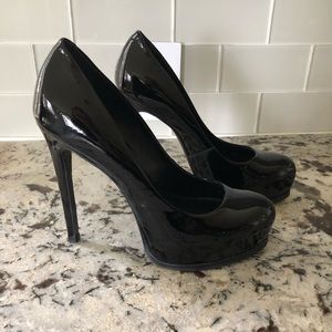 Kelsi Dagger Black Patent Leather Pump Linzy